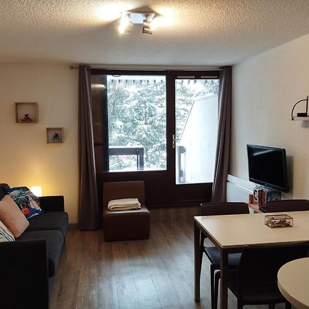 Appartement Idealement Situe Saint-Chaffrey Exterior photo